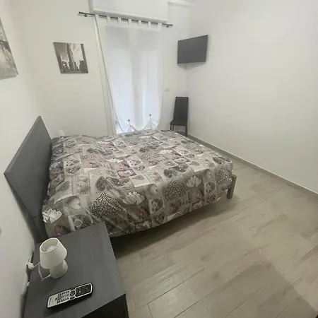 Apartment Black&white House