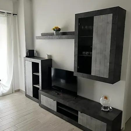 Apartment Black&white House *