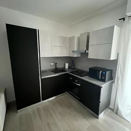 Apartment Black&white House Alghero
