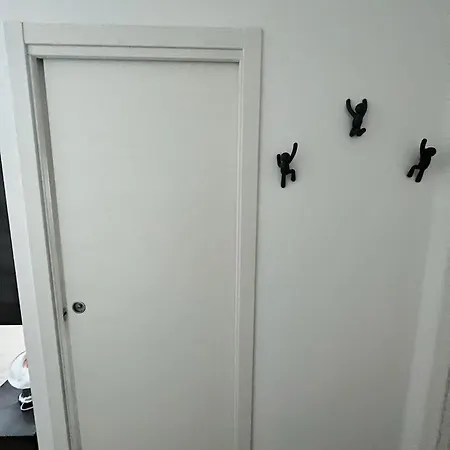 Black&white House Альгеро