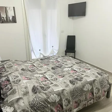 Апартаменты Black&white House Альгеро